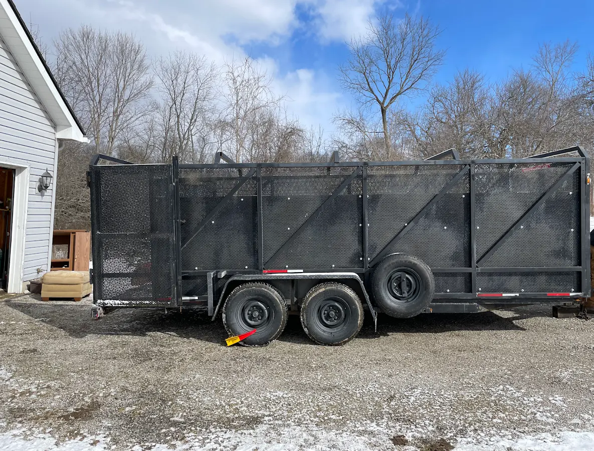 2 Yard Dumpster Rental in Little Compton, RI
